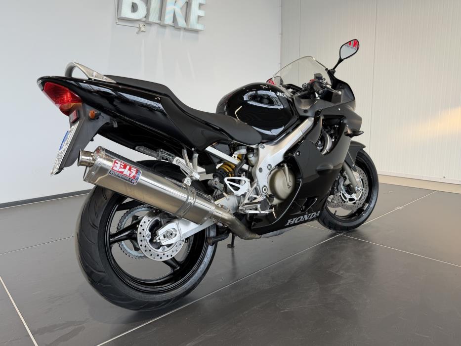 HONDA CBR 2005