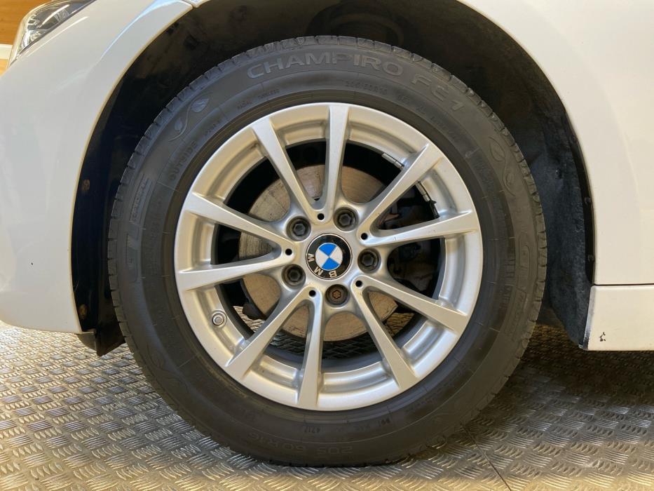 BMW 320 2015