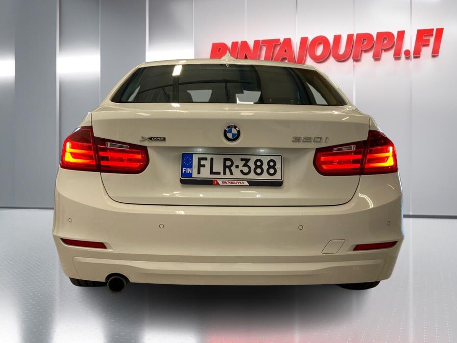 BMW 320 2015