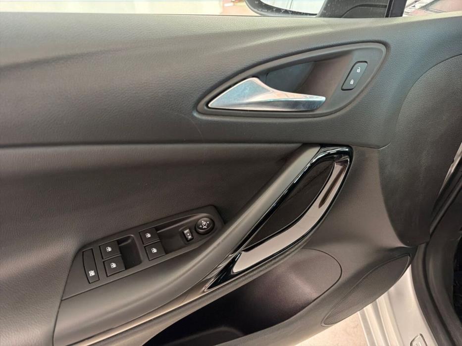 OPEL Astra 2016