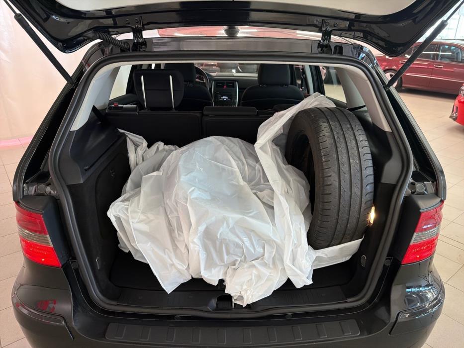 MERCEDES-BENZ B 2009