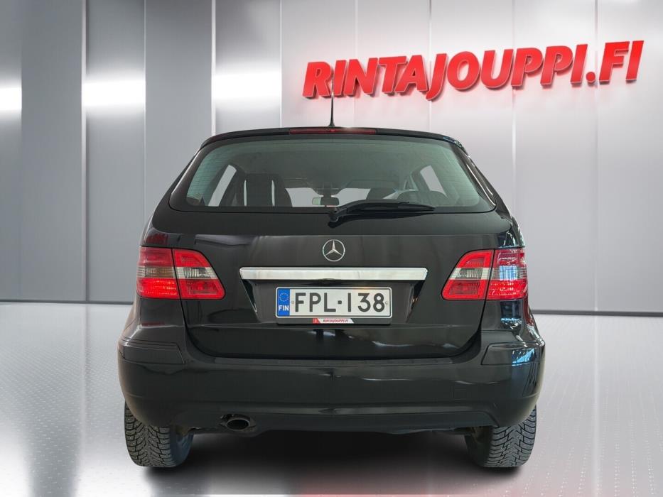 MERCEDES-BENZ B 2009