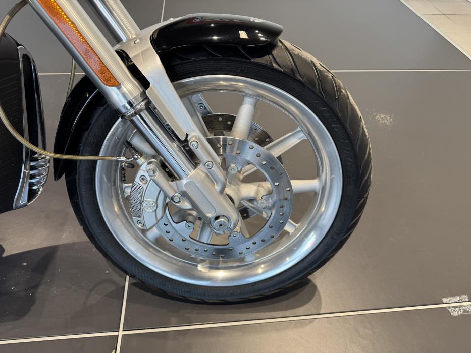 HARLEY-DAVIDSON VRSC 2005