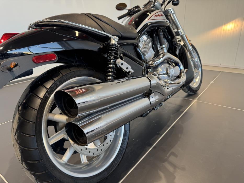 HARLEY-DAVIDSON VRSC 2005