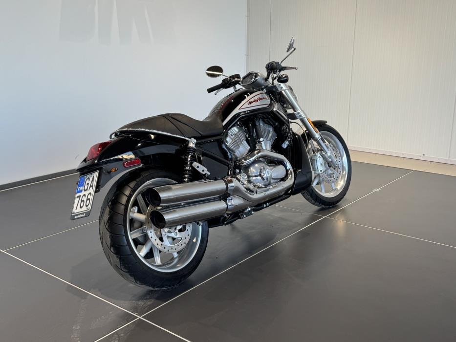 HARLEY-DAVIDSON VRSC 2005