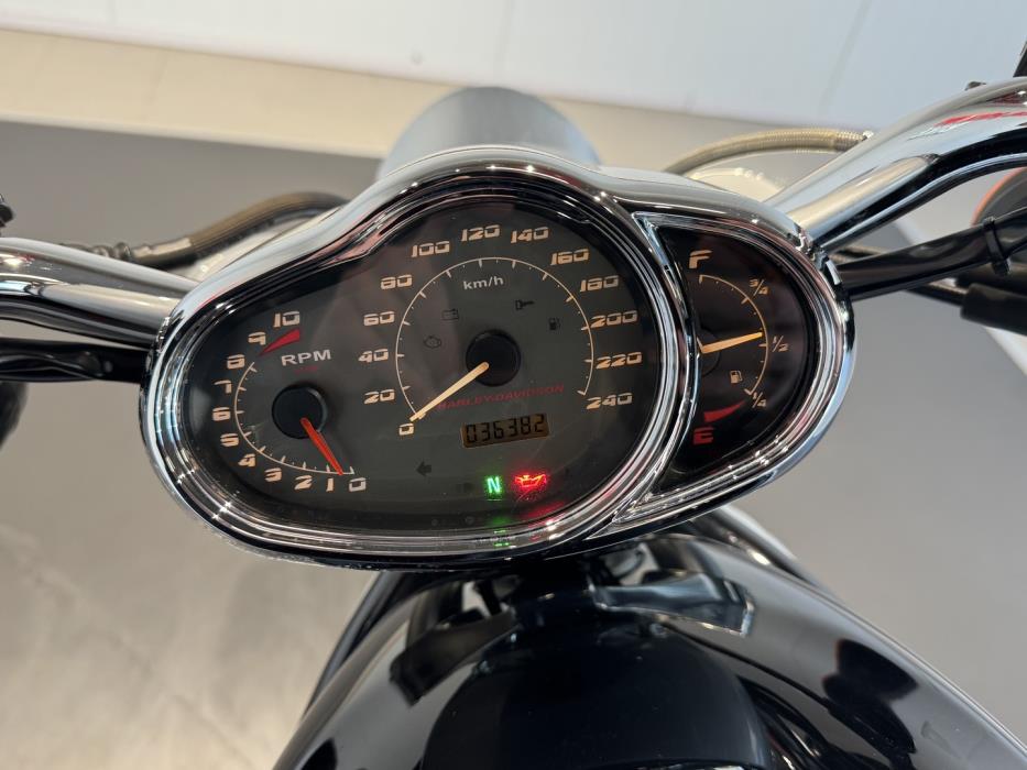 HARLEY-DAVIDSON VRSC 2005