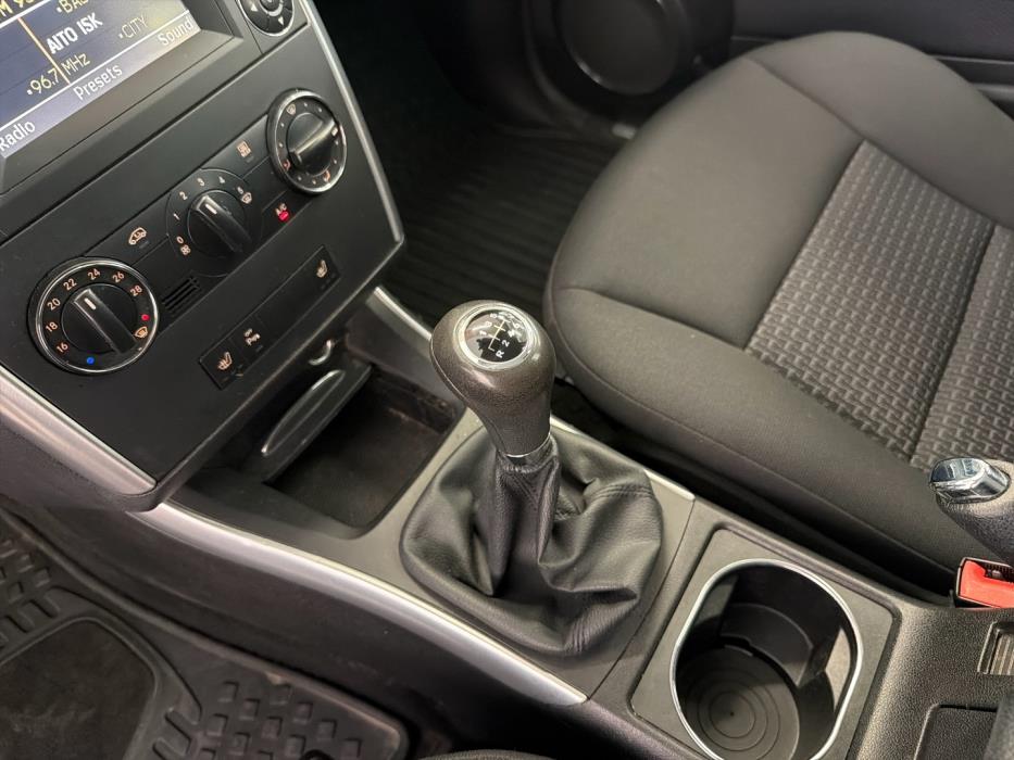 MERCEDES-BENZ B 2009