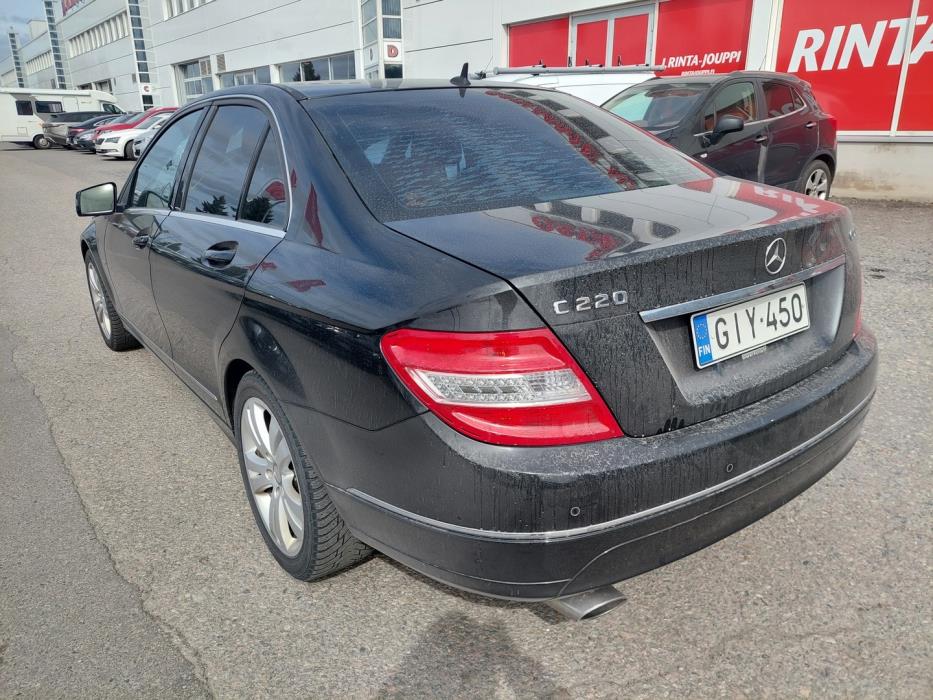 MERCEDES-BENZ C 2010