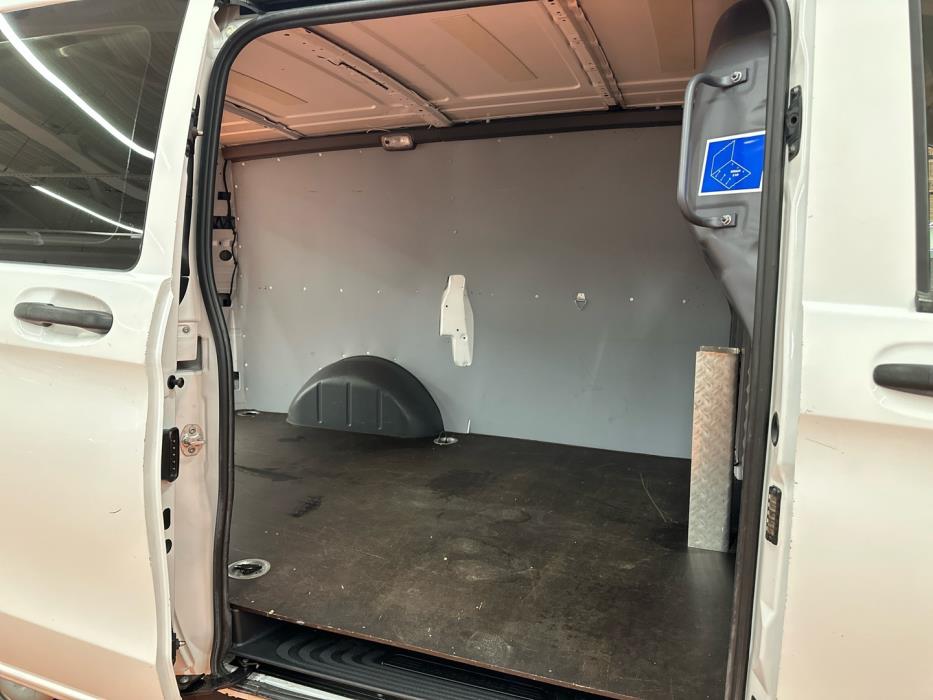MERCEDES-BENZ Vito 2016