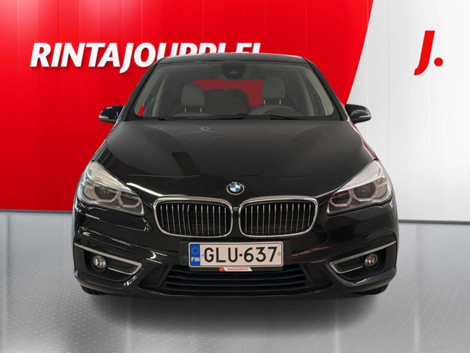 BMW 216 2016