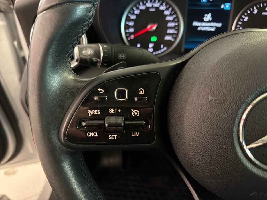 MERCEDES-BENZ C 2019