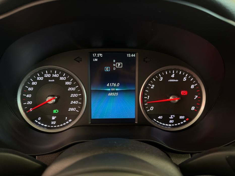 MERCEDES-BENZ C 2019
