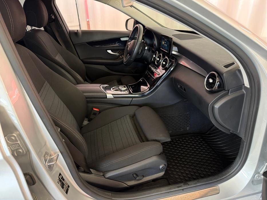 MERCEDES-BENZ C 2019