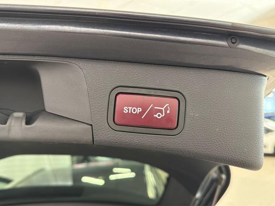 MERCEDES-BENZ C 2016