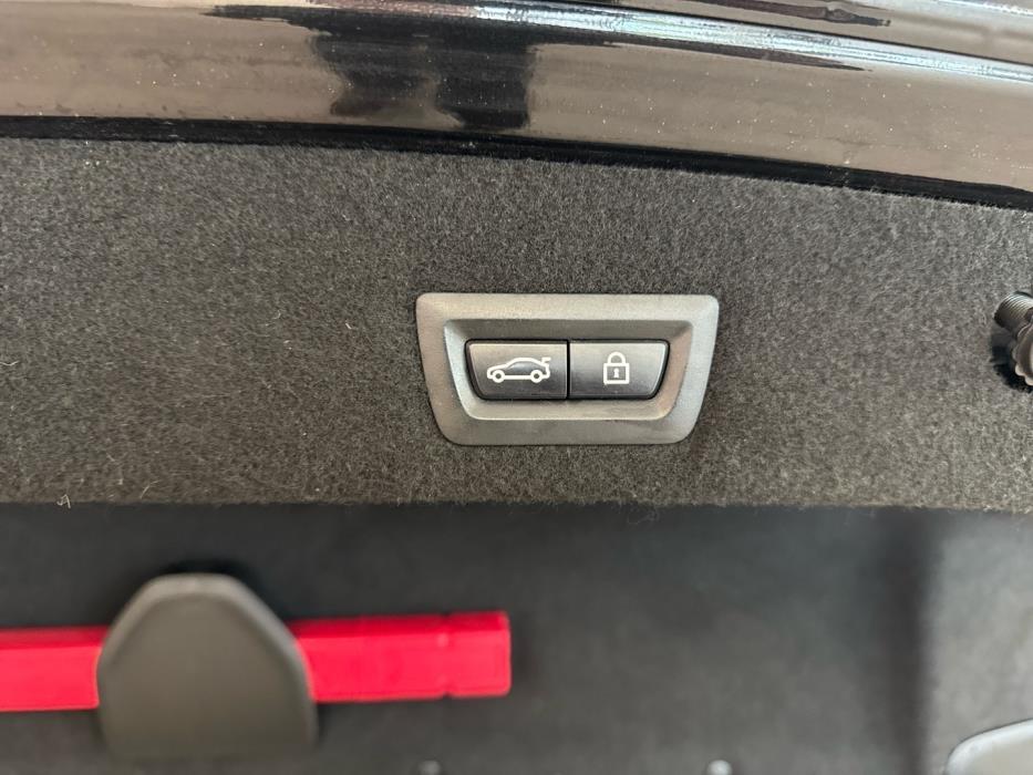 BMW 740 2016
