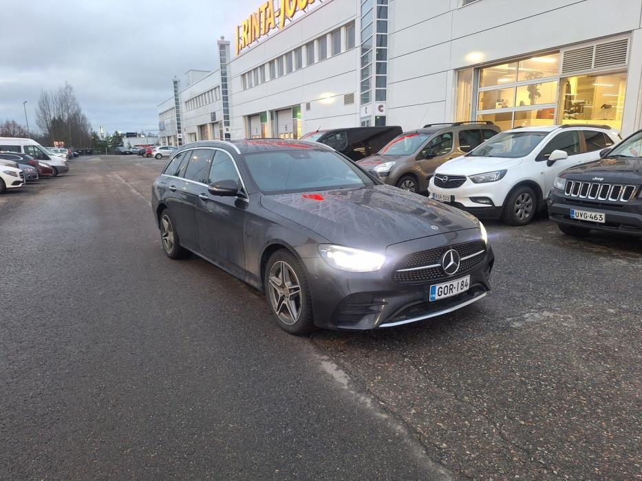 MERCEDES-BENZ E 2021