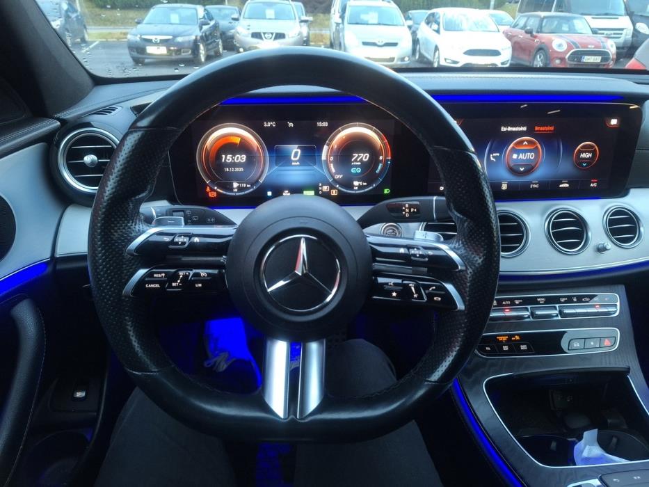 MERCEDES-BENZ E 2021