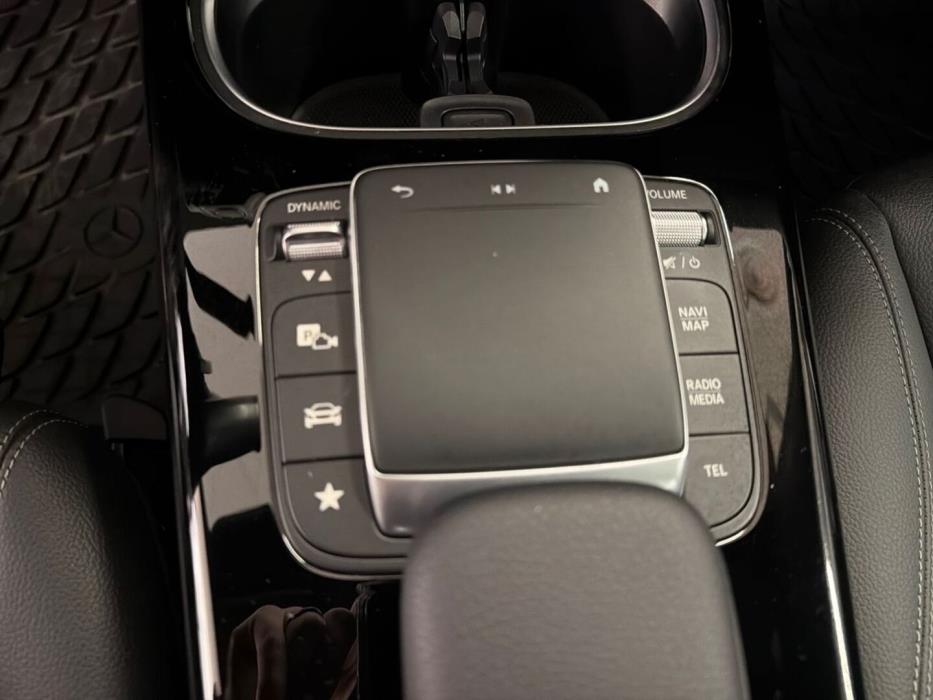 MERCEDES-BENZ CLA 2023