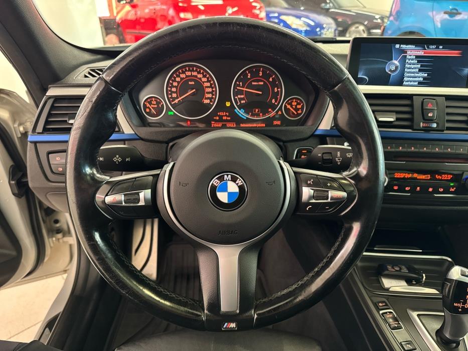 BMW 335 2015