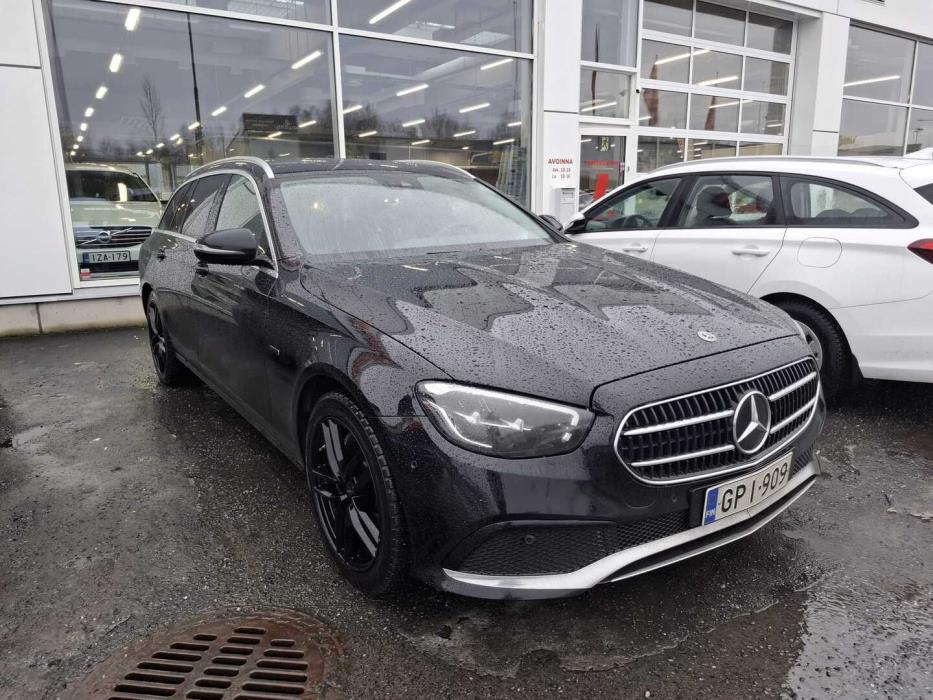 MERCEDES-BENZ E 2021