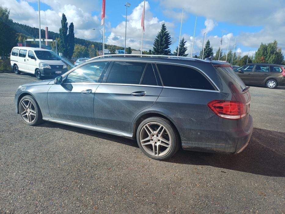 MERCEDES-BENZ E 2013