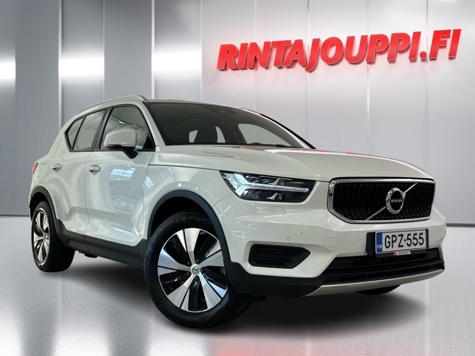 VOLVO XC40 2020