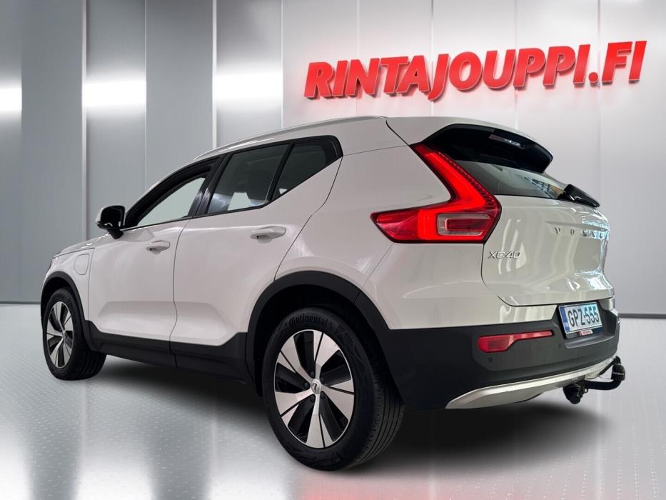 VOLVO XC40 2020