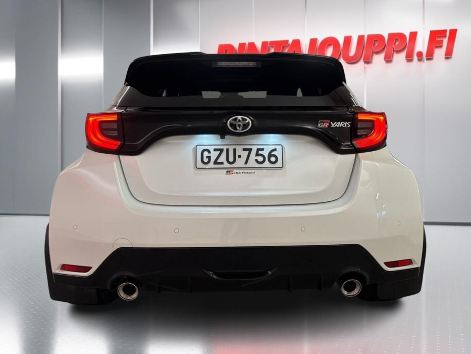 TOYOTA GR Yaris 2021