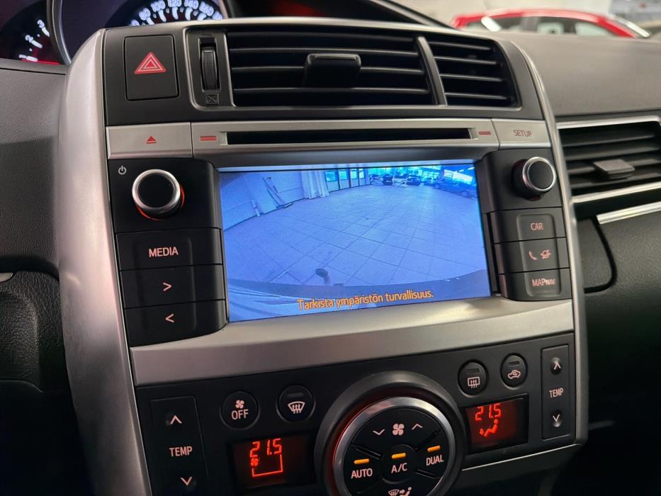 TOYOTA Verso 2013