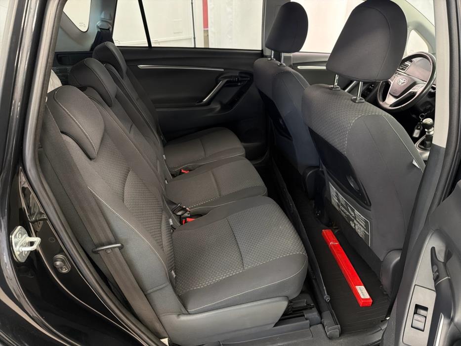 TOYOTA Verso 2013