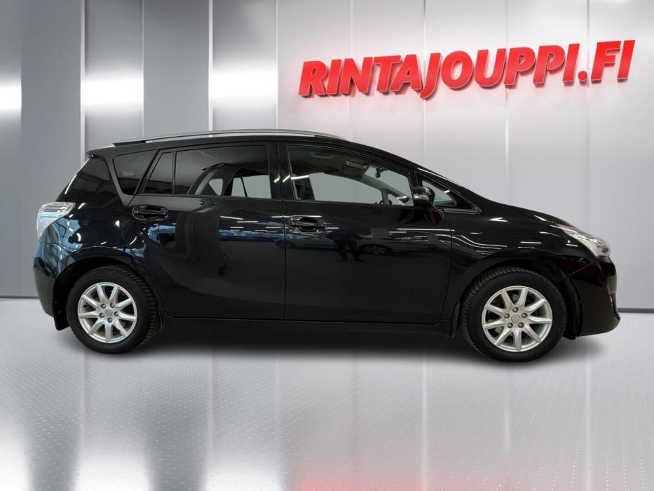 TOYOTA Verso 2013