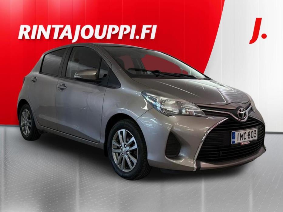TOYOTA Yaris 2015