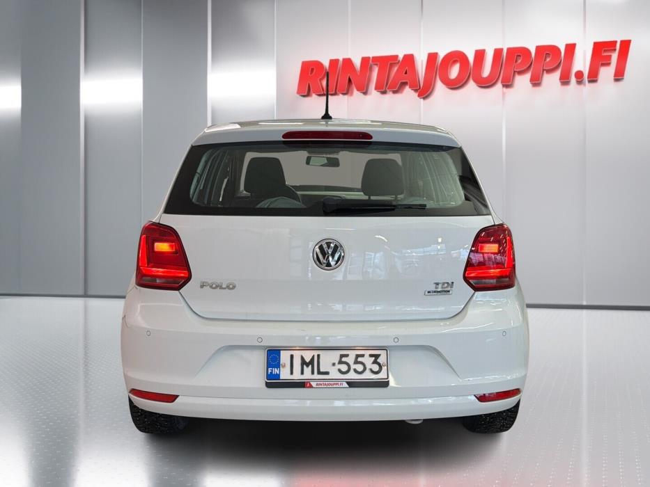 VOLKSWAGEN Polo 2016