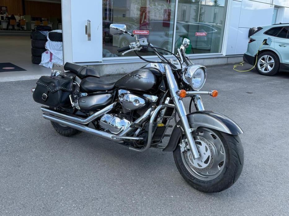 SUZUKI VL 2005