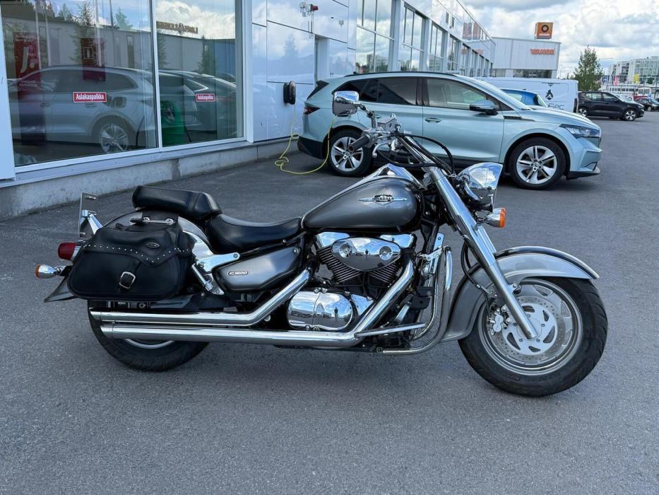 SUZUKI VL 2005