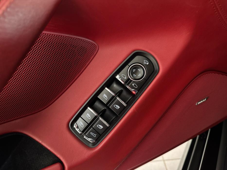 PORSCHE Panamera 2015