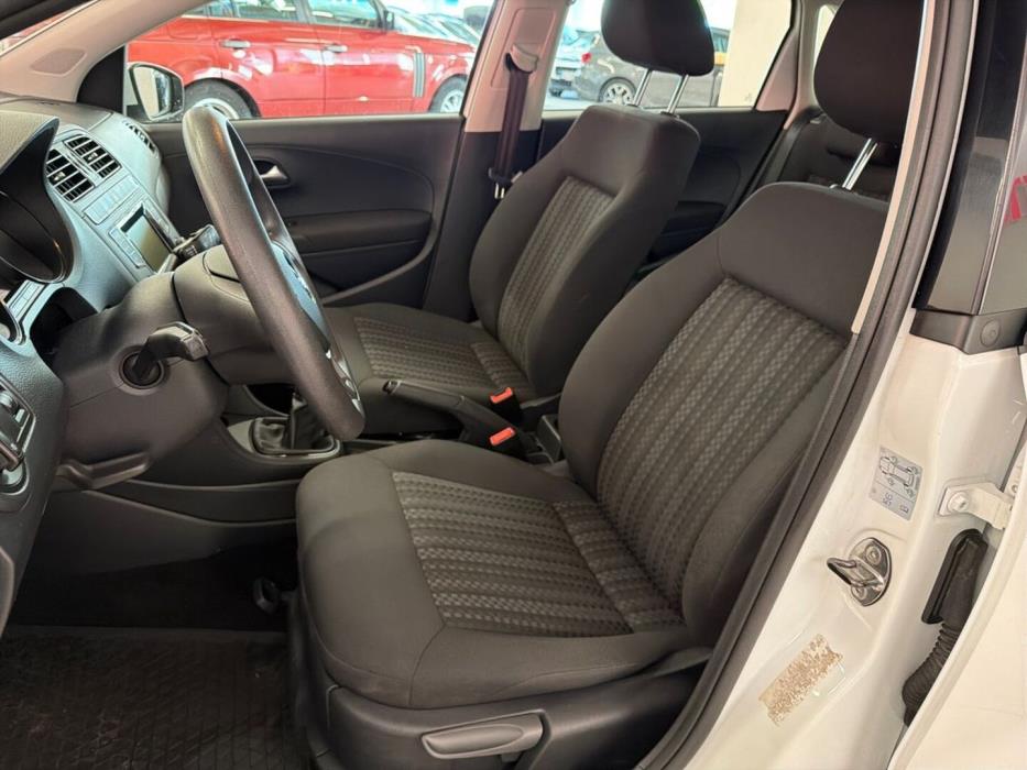 VOLKSWAGEN Polo 2017