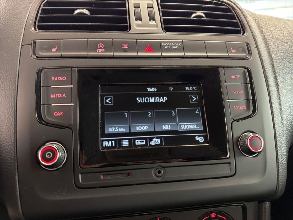 VOLKSWAGEN Polo 2017