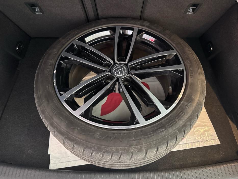 VOLKSWAGEN Golf 2020