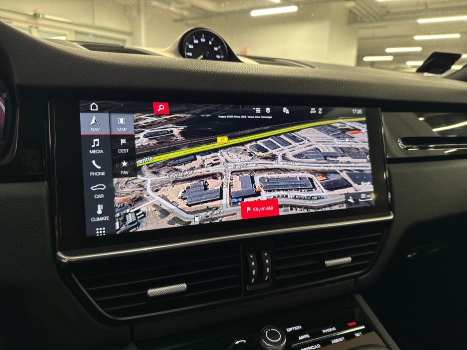 PORSCHE Cayenne 2018