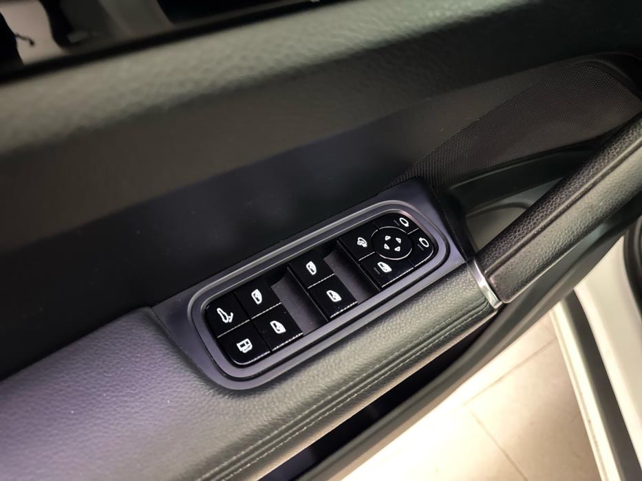 PORSCHE Cayenne 2018