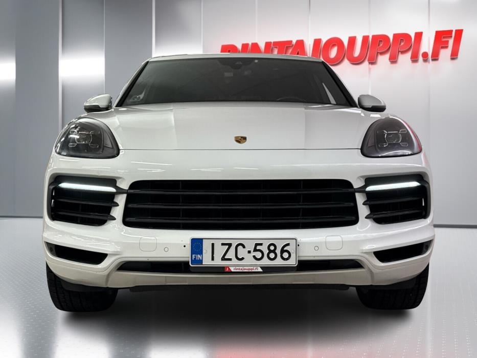 PORSCHE Cayenne 2018