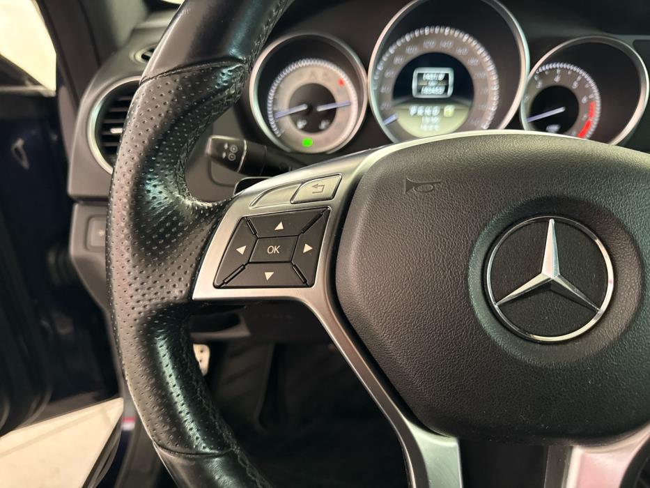 MERCEDES-BENZ C 2012