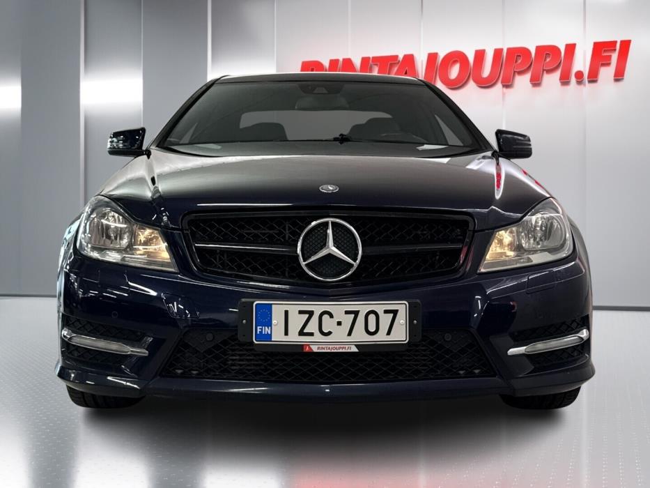 MERCEDES-BENZ C 2012