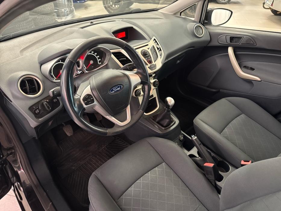 FORD Fiesta 2009