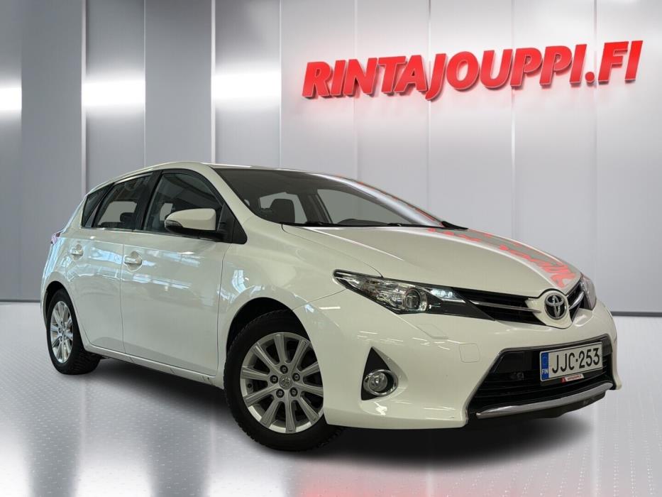 TOYOTA Auris 2014