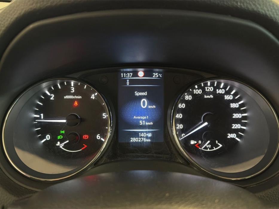 NISSAN Qashqai 2015
