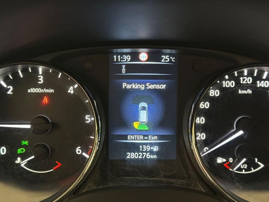 NISSAN Qashqai 2015