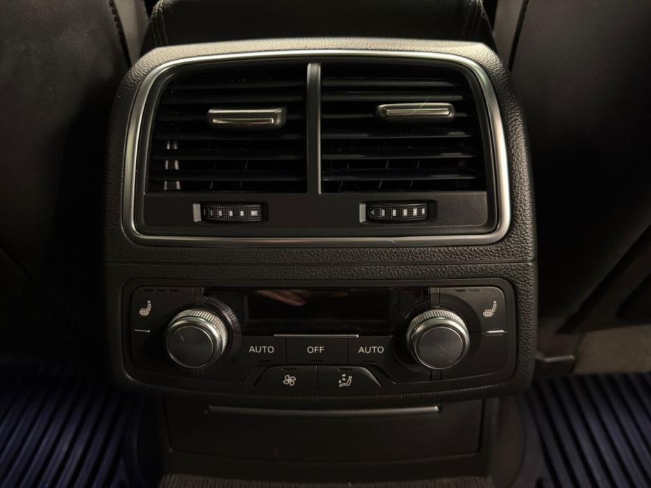 AUDI A6 2012