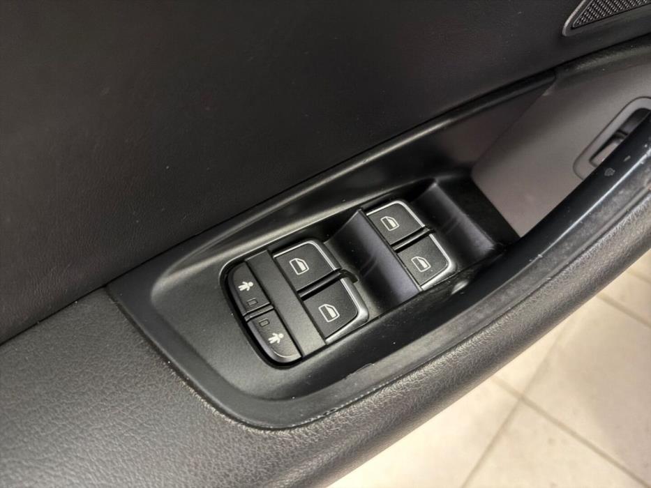 AUDI A6 2012